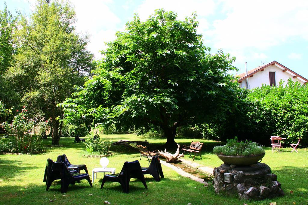 Logis Hotel Restaurant Le Castel Fleuri Saint-Jean-en-Royans Luaran gambar